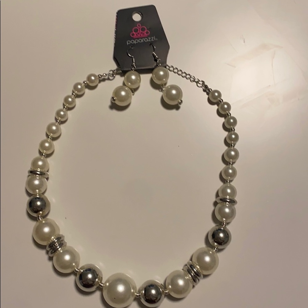 Necklace set